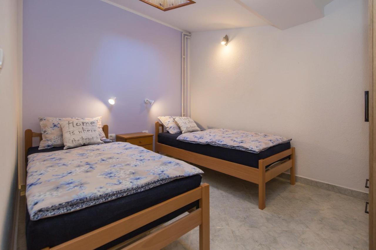 Apartman Ana Лабин Экстерьер фото